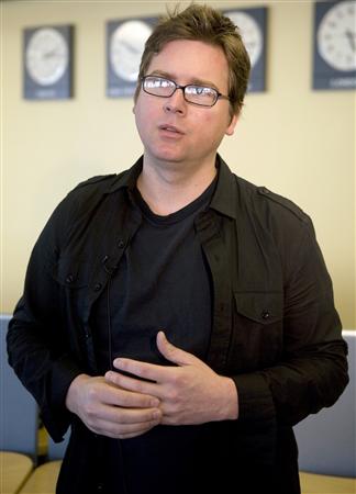 Biz Stone or Oregonian Lesbian?